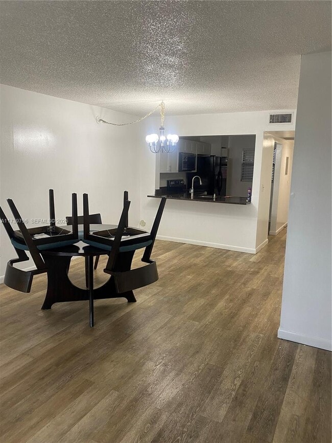 Building Photo - 911 NE 209th Terrace Unit 105