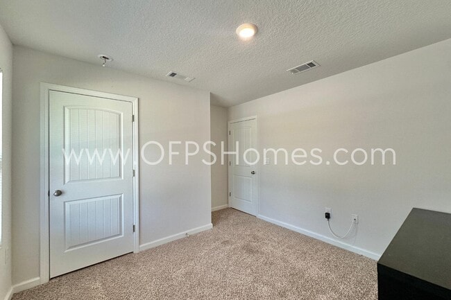 Photo - 3582 Sugar Maple Ln