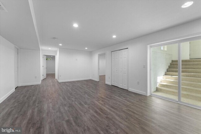 217 Bridgewater Dr