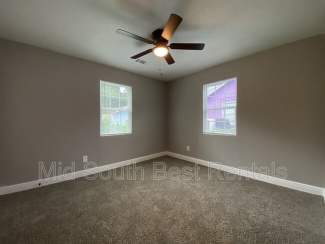 Photo - 4809 W 31st St