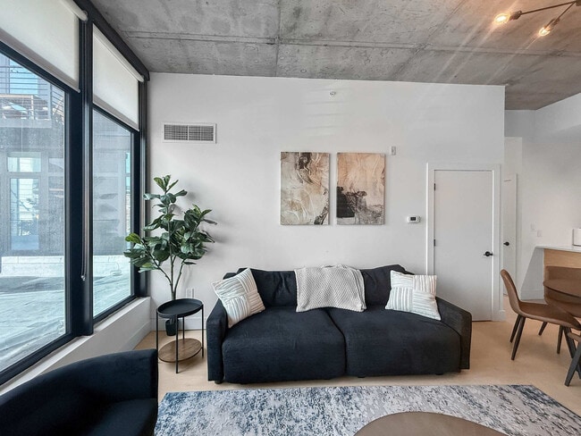 Photo - 1247 N 2nd St Unidad ID1317871P