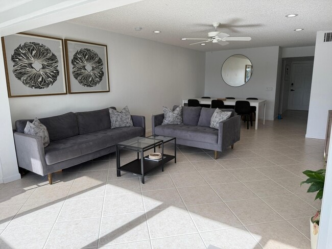 Photo - 4266 Deste Ct Unit 308