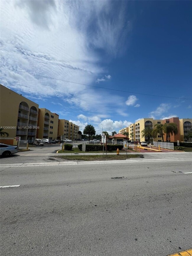 Photo - 6970 NW 186th St Unit 3-212