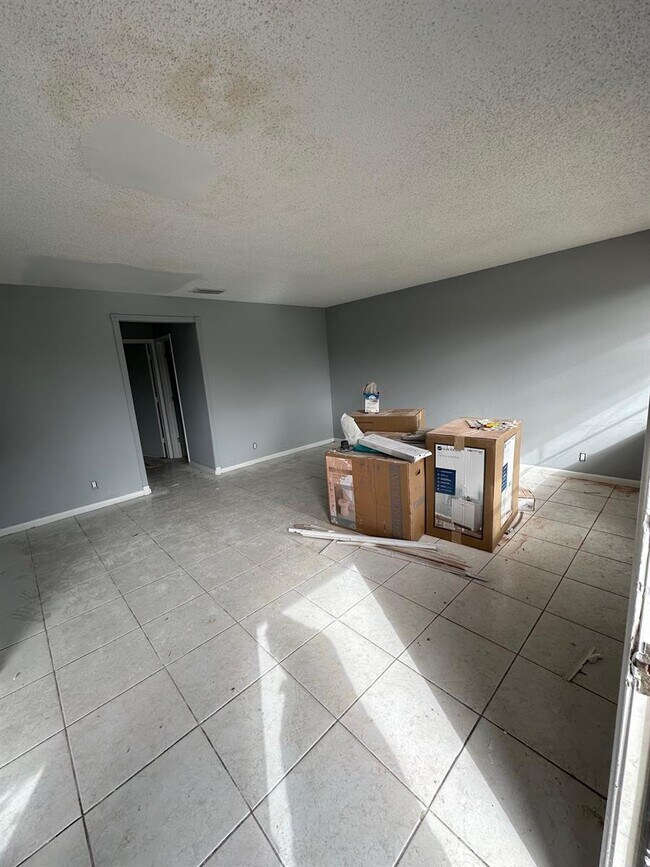 Photo - 403 NW 32nd Ct Apartments Unit 206