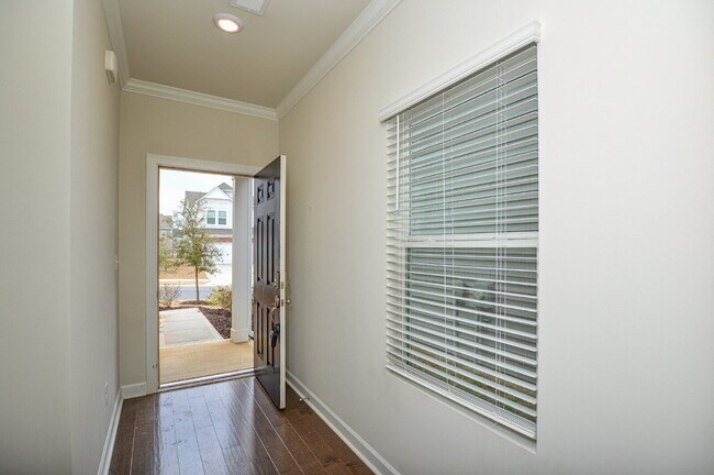 Photo - Modern Comfort, Flexible Living, Tailored for You
3 Bedrooms | 2.5 Bathrooms
530 Palmarosa Street...