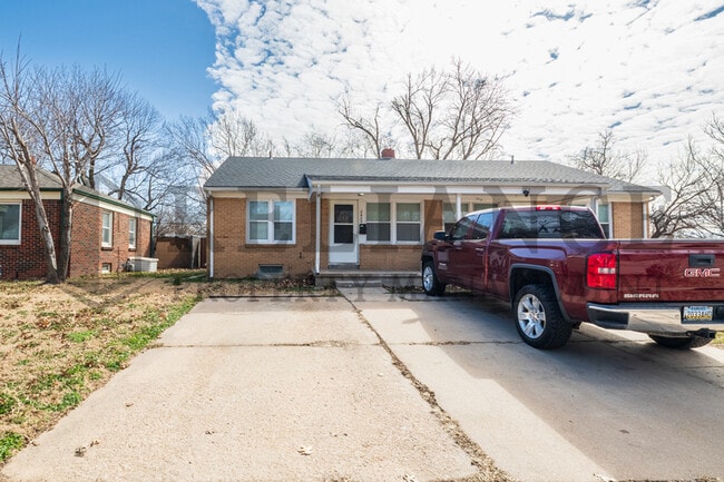 Photo - 2042 S Pinecrest St