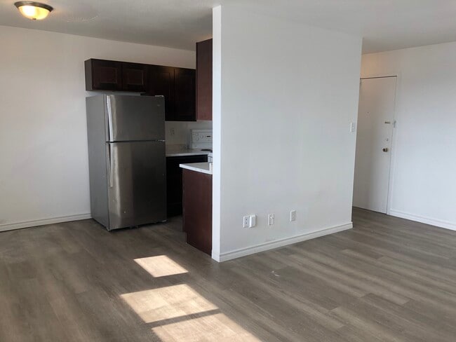 Photo - Family Building - Large Two Building besid... Unit 1