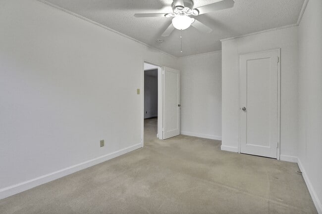 Photo - Tivoli Park Apartments