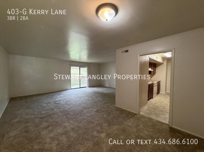 Photo - 403 Kerry Ln