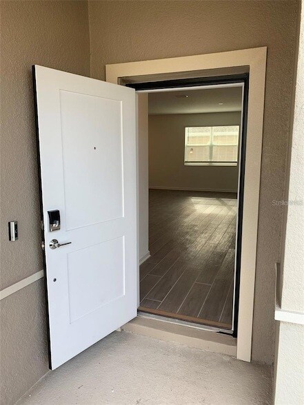 Photo - 10696 Words Dr