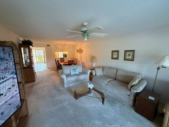 614 Estuary Dr