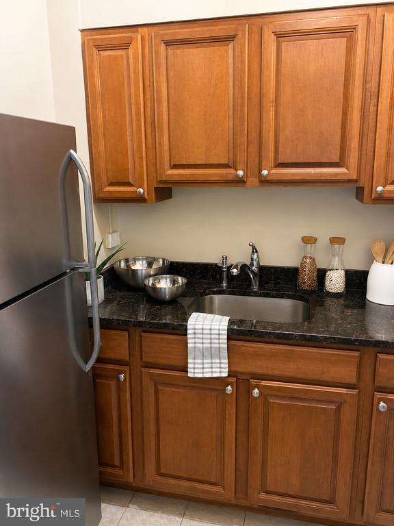 Photo - 2031 Locust St Unit 305