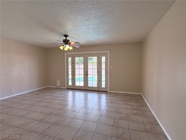 Photo - 6100 Jones Cir