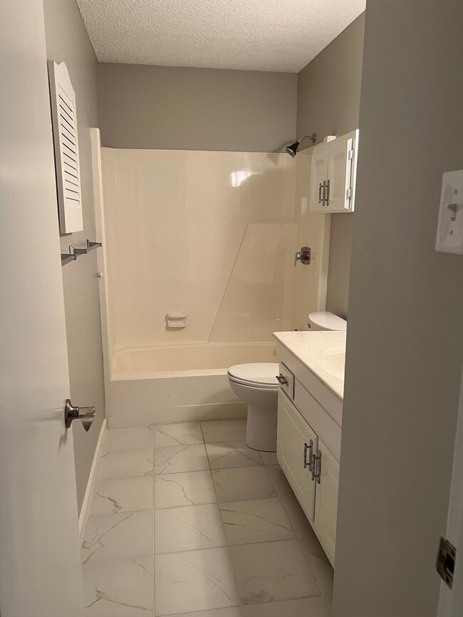 Photo - 125 Carl Dr Unit 35