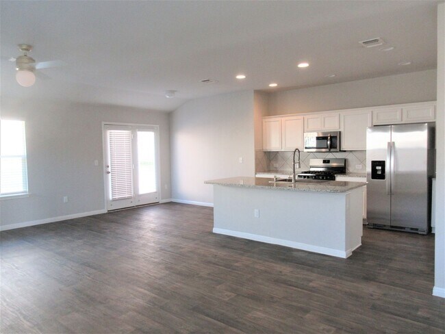 Photo - Home in Pioneer Crossing