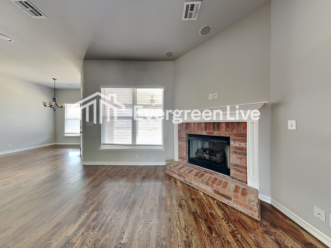 Photo - 2114 E 132nd St S