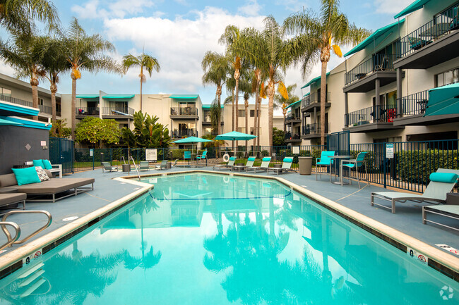 Building Photo - The Pacific at Mission Bay Rental