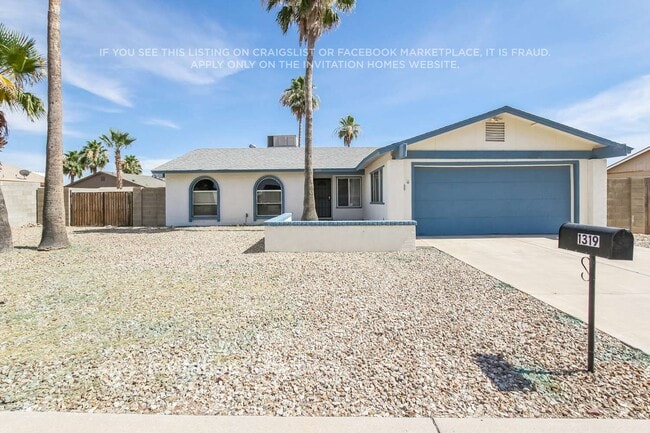 Photo - 1319 W Topeka Dr