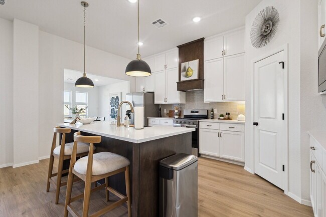Fully Furnished 4 Bedroom