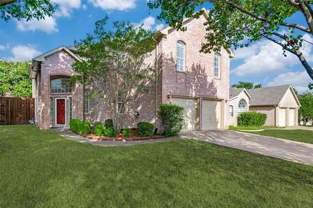 Building Photo - 2505 Lakeshore Dr