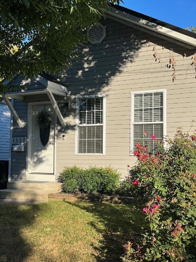 Photo - 1327 Christy Ave