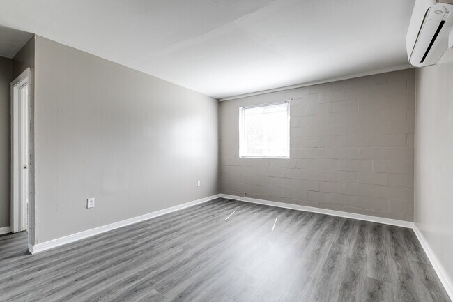 Photo - 2121 Phaup St Unit D