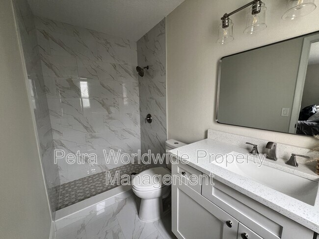 Photo - 1710 Aster Dr