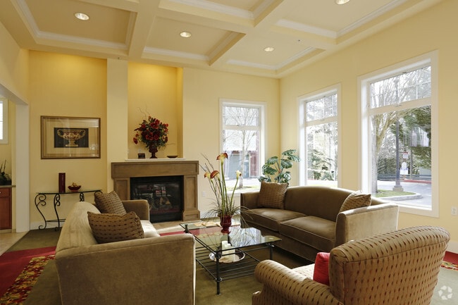 Commons at Sylvan Highlands Apartments
