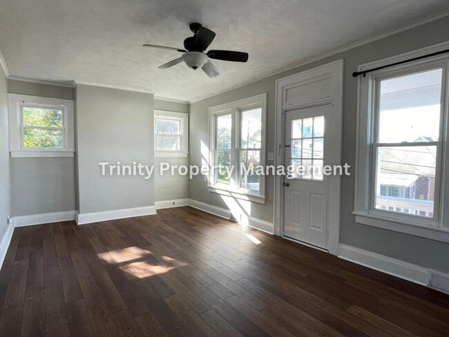 Photo - 309 Hedge St