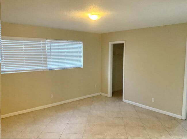 Photo - 5424 Jefferson St