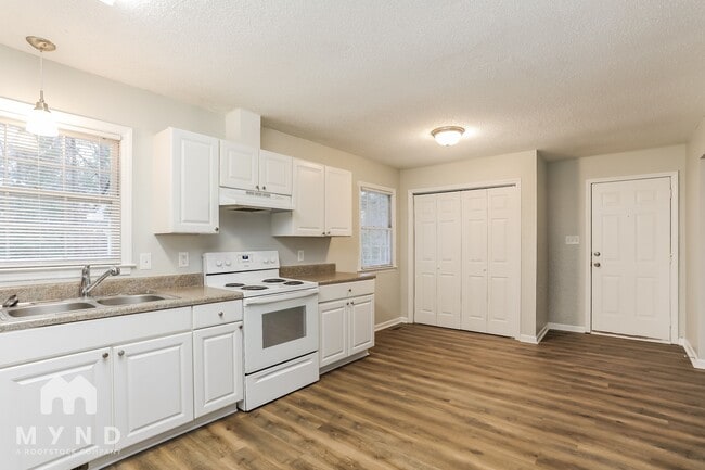 Photo - 5032 Hartsfield Dr