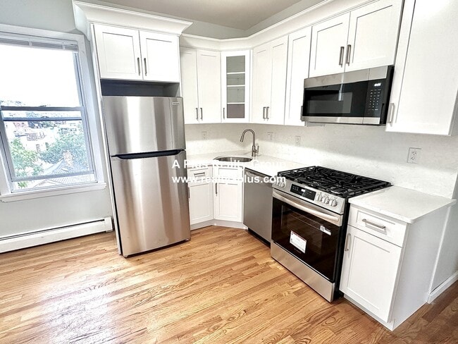 Photo - 10 Buckley Ave Unit 3