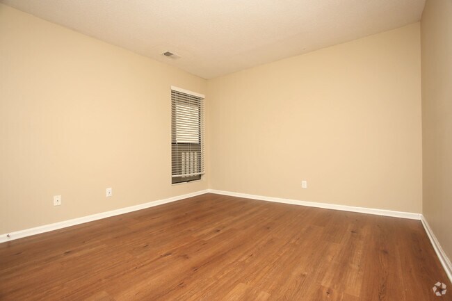 Ashbrook Apartments