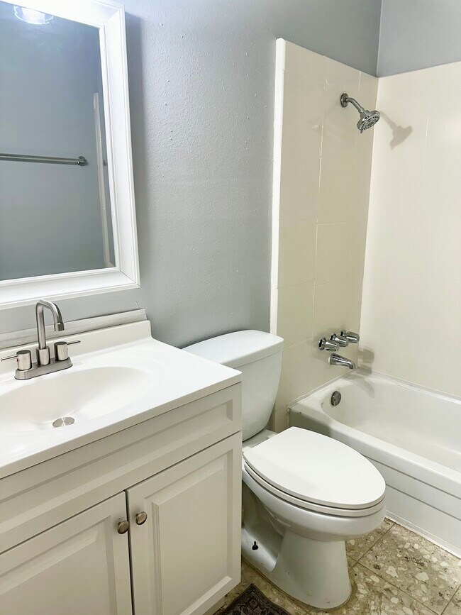 Photo - 11609 Chimney Rock Rd Unit 17D