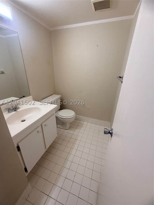 Photo - 200 SW 132nd Way Unit 306L