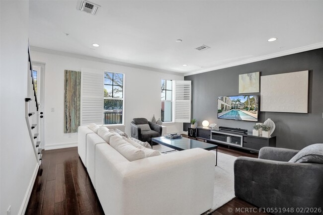 381 E Cannery Row Cir
