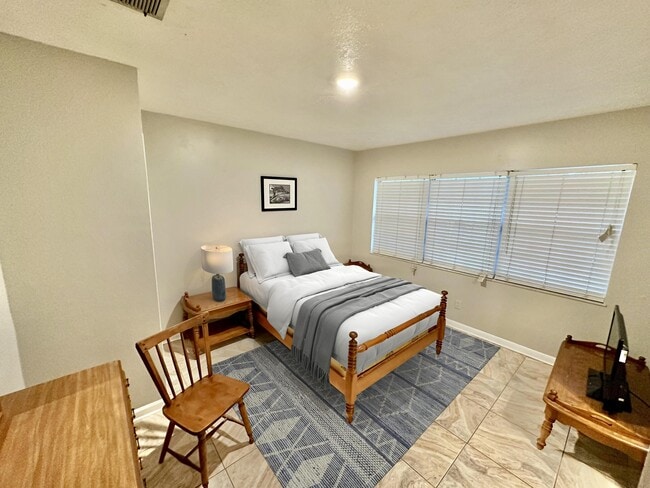 Photo - 4406 Tarpon Dr