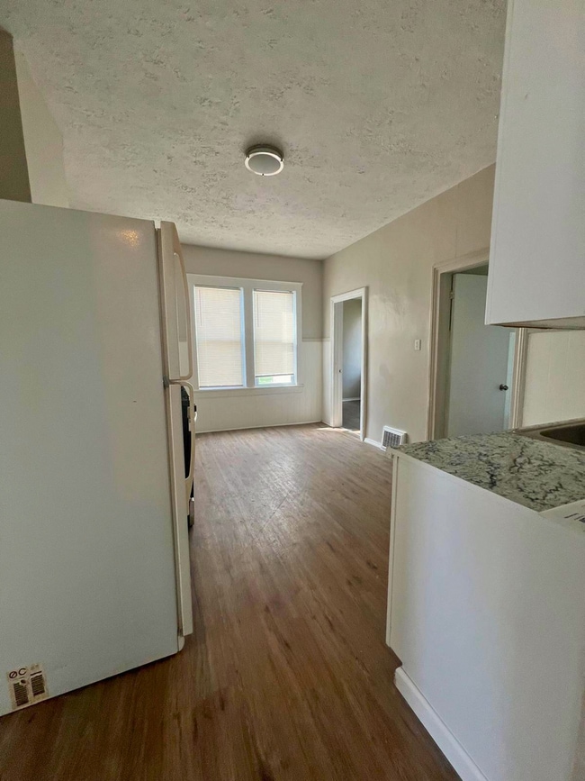 Photo - 836 E 156th St Unit Down