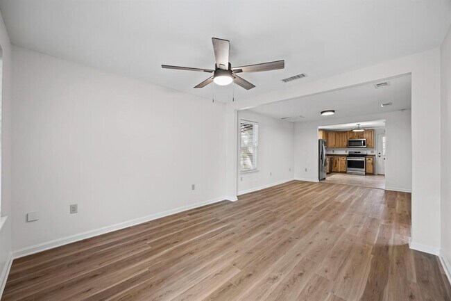 Photo - 2604 Canterbury St