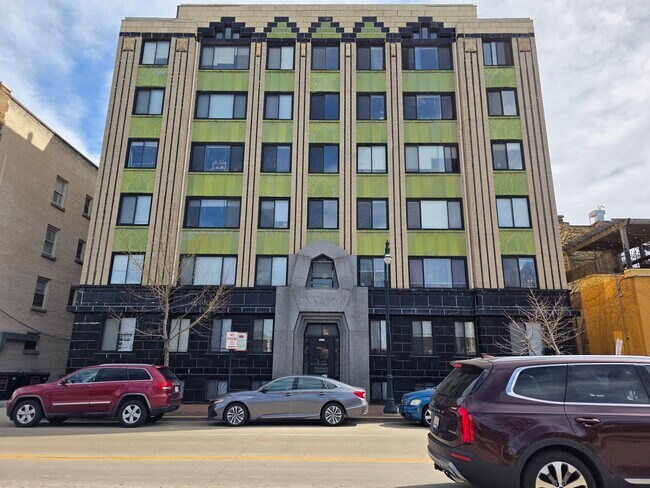 The Annason - The Annason Apartments