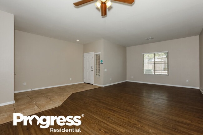 Photo - 4509 S St Claire