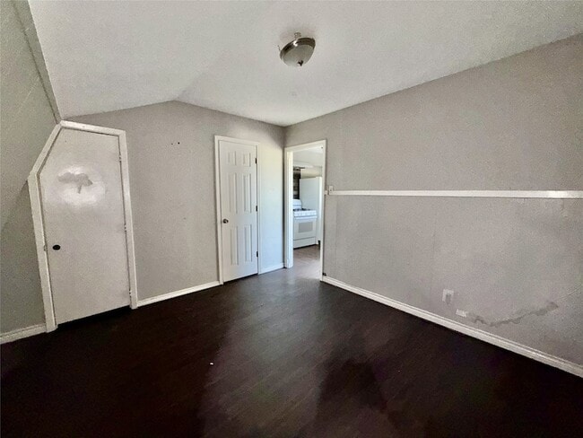 Photo - 2539 W Prairie St