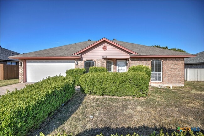 Building Photo - 3805 Riverrock Dr