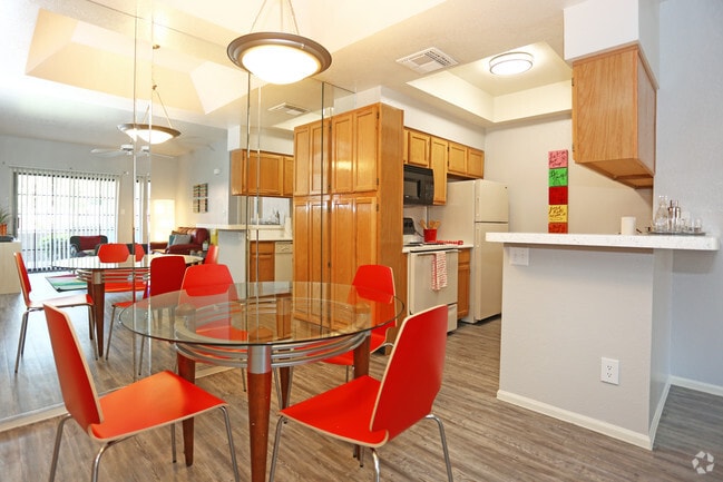 Chandler Parc Apartments For Rent In Chandler Az Forrent Com