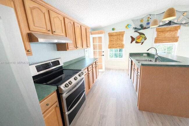 Photo - 61 Central Ave