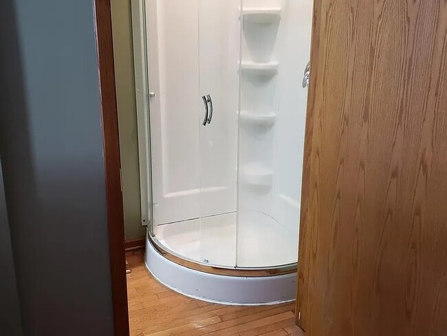 Photo - 35 N Saginaw St