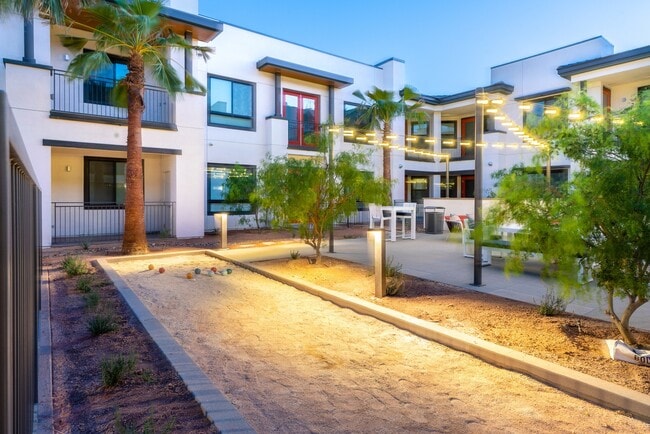 Everleigh Palm Desert 55+ Active Adult Apartment Homes