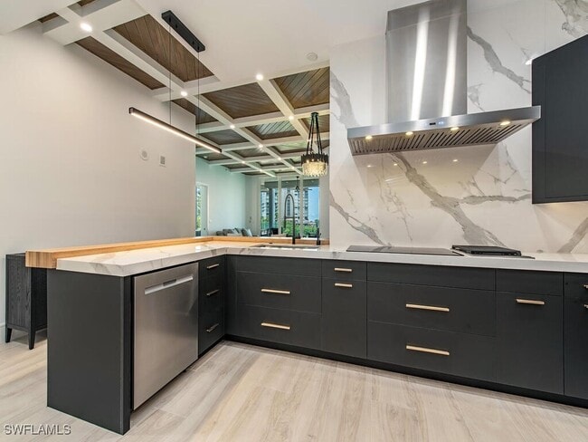 Photo - 60 Seagate Dr Unidad 305