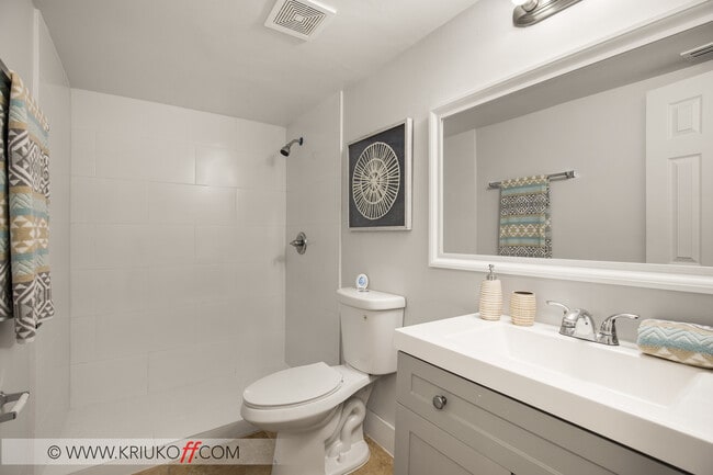 2 BR 1 BA