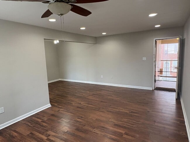 Photo - Spacious 3-Bedroom Condo in Randle Heights!! Unidad 202